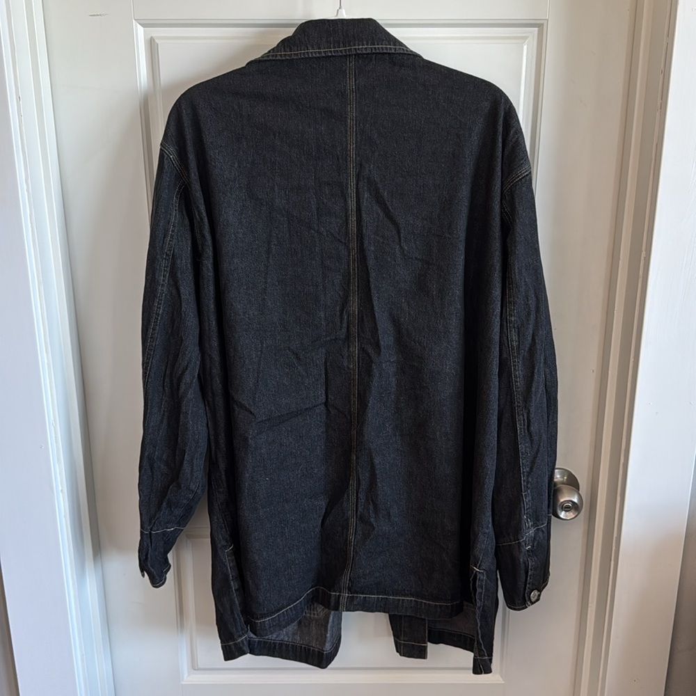 Women's Oversized Denim Jacket - Picture 6 of 6